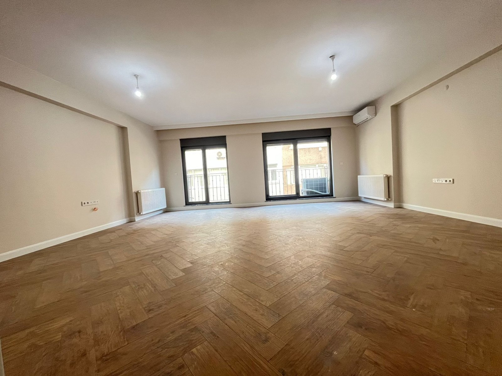  OSMANBEY METROYA 5DK ŞİŞLİ'nin EN DEĞERLİ SOKAĞI OLAN BOZKURT CADDESİN'de  ŞİŞLİ satılık daire vizyon gayrimenkul fırsat