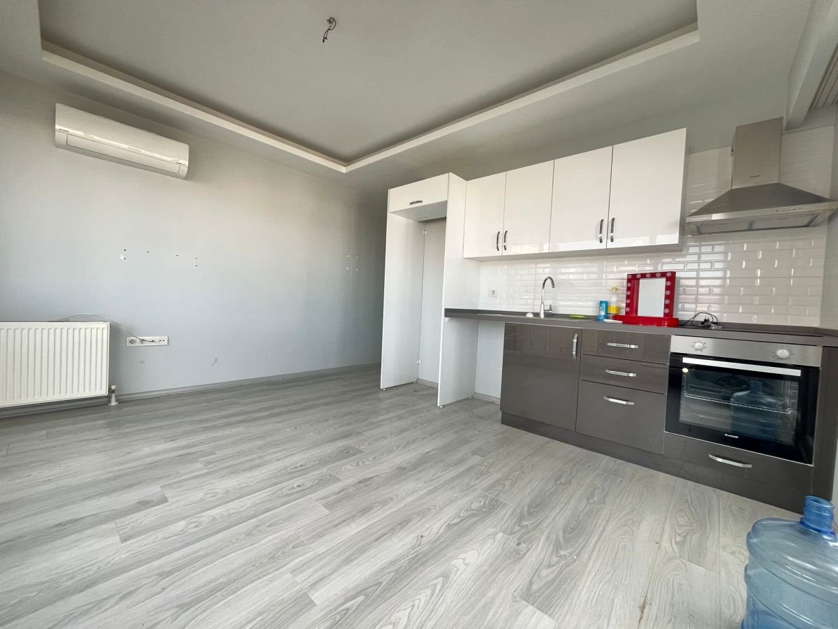 KURTULUŞ ANA CADDE'DE YENİ BİNA  şişli kiralık daire vizyon gayrimenkul