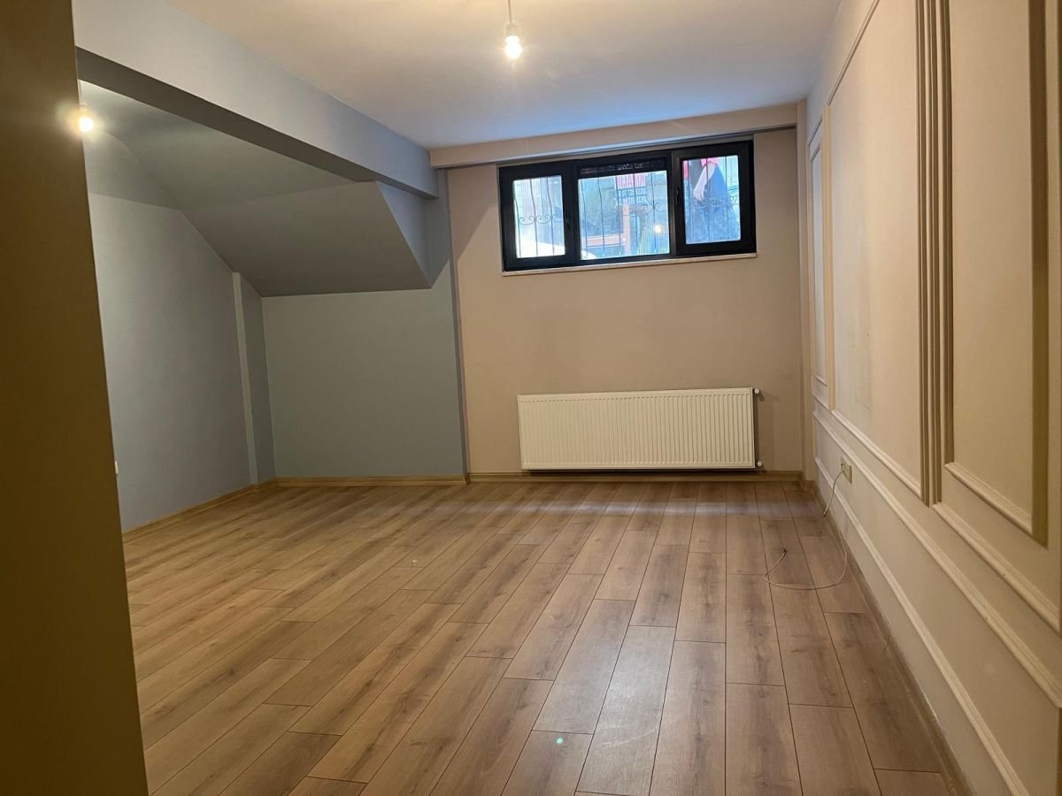 2 SENELİK BİNA'DA 1+1 70m2 KOMBİLİ ASANSÖRLÜ 35m2 ÖZEL BAHÇELİ MASRAFSIZ şişli kiralık daire vizyon gayrimenkul