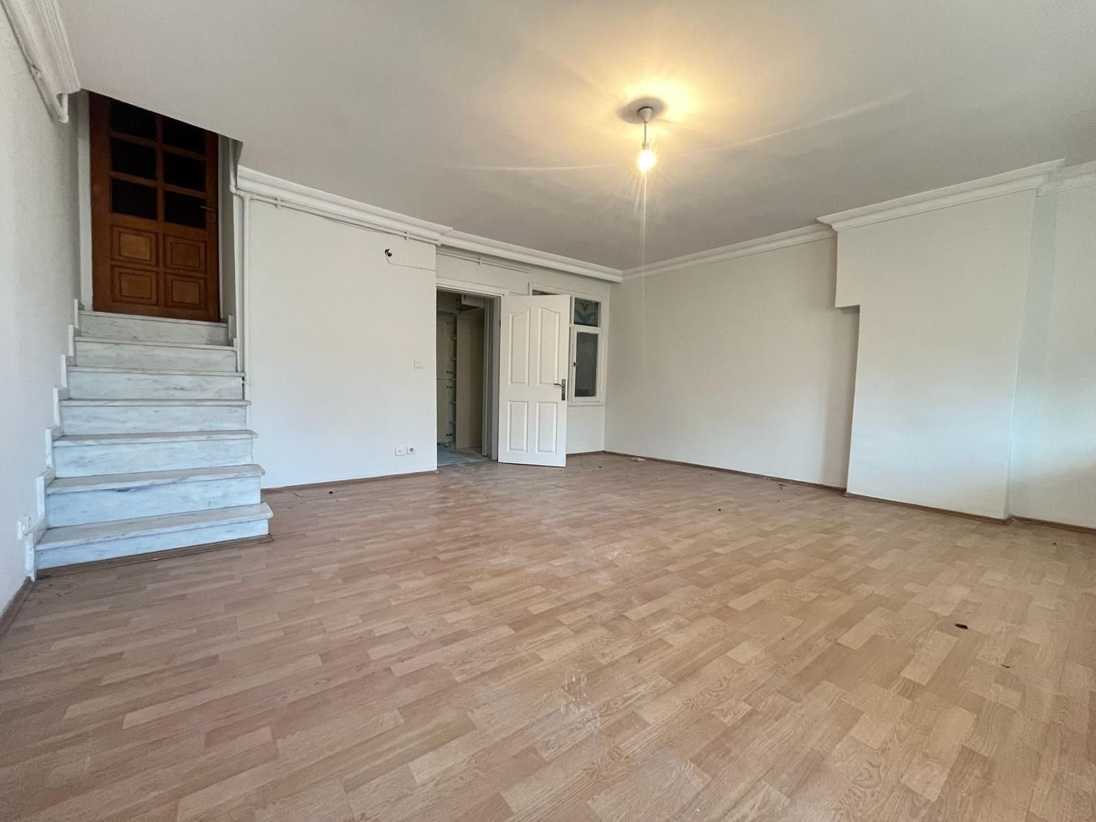 TUZCU MURAT'TA 2 BAĞIMSIZ DAİRE 7+2 250m² Şişli satılık daire vizyon gayrimenkul fırsat